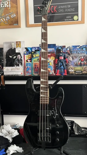 Jackson JS2 Satin Black Bas Gitar DAVID ELLEFSON imzalı . 2