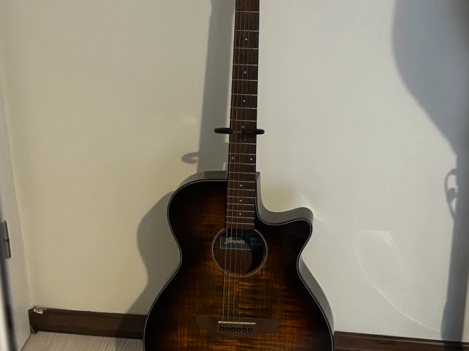 Ibanez AEG70 TIH - nadir renkli 1