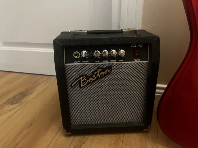 SX Stratocaster Elektro Gitar ve Boston Amfi 3