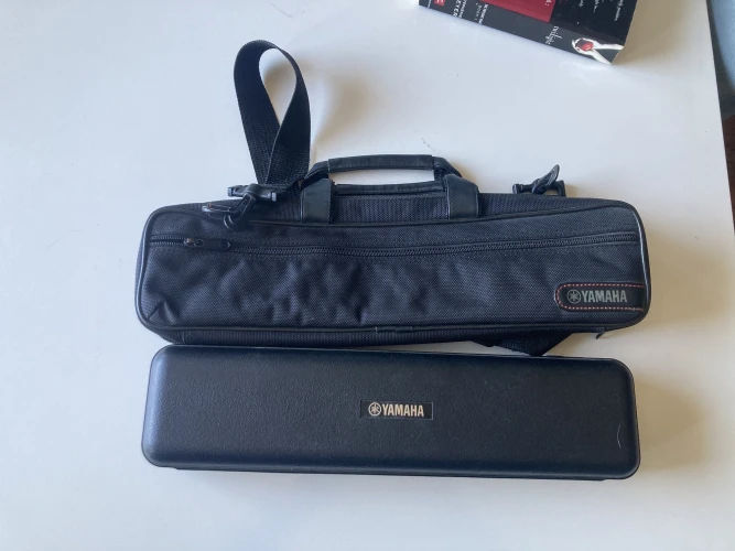 Yamaha YFL 211 established in 1887 1