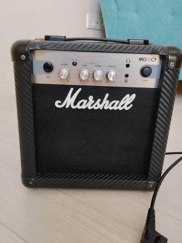 Marshall MG10CF 2