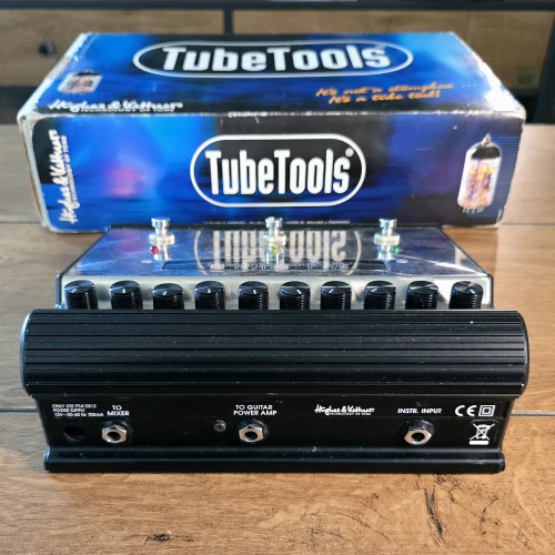 Hughes & Kettner TubeMan Tüplü Preamp 7