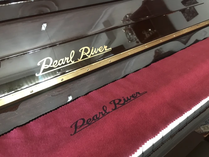 Pearl River UP118 marka akustik duvar piyanosu 3