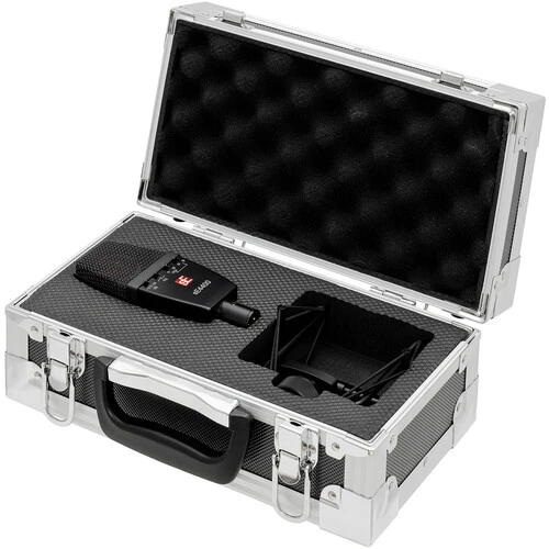 sE Electronics sE4400 Large-Diaphragm Multi-Pattern Condenser Mikrofon (Siyah) 5