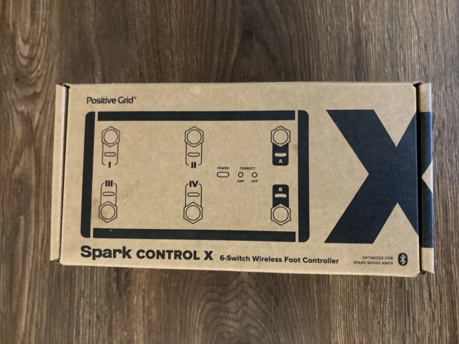 Positive Grid Spark Control X – 6 Switch Kablosuz Foot Controller 3