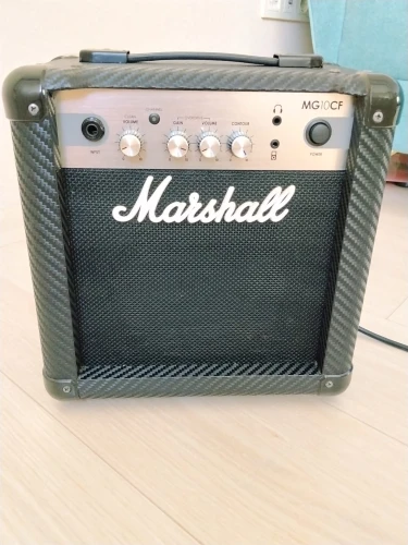 Marshall MG10CF 1