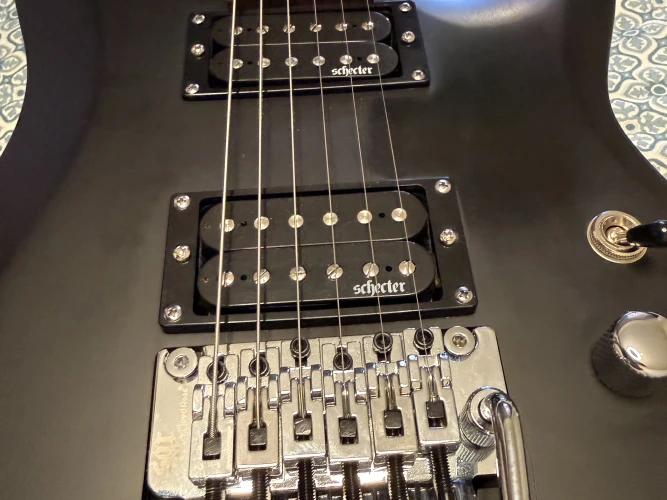 Schecter C-6 FR Deluxe Elektro Gitar (Mat Siyah) ( OLR OL-26043 ) 3