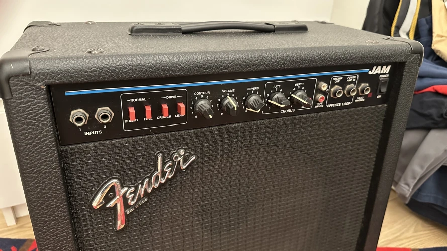FENDER JAM AMPLİFİKATÖR (USA) 2