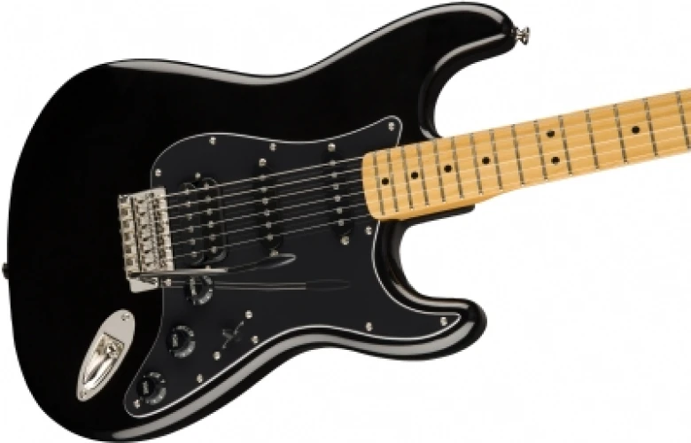 Squier Classic Vibe 70s Stratocaster HSS Akçaağaç Klavye Black Elektro Gitar 3