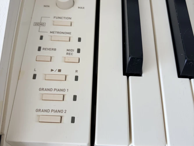 casio celviano ap270 beyaz 4