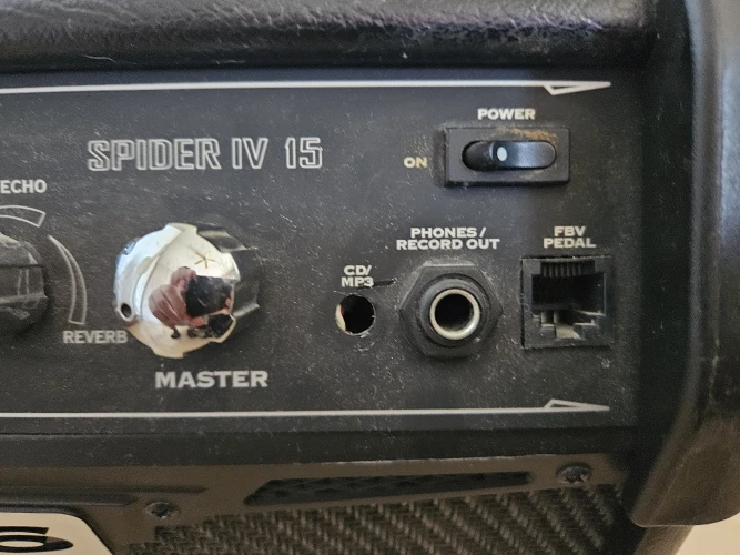 LINE 6 Spider V15 3