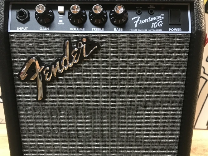 Fender Frontman 10G Elektro Gitar Amfisi 1