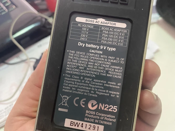 boss ds1  distortion. boss acoustic smilatör ac3 3