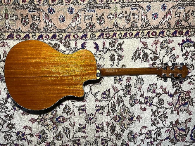 Yamaha APX700 Solak Elektro-Akustik Gitar 5