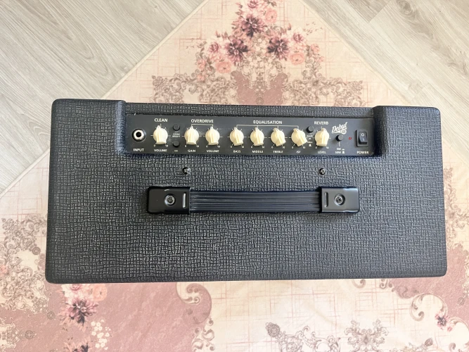 Blackstar debut 50r 2