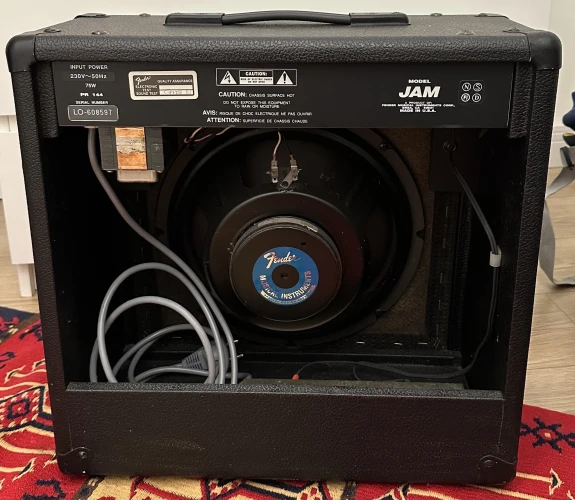 FENDER JAM AMPLİFİKATÖR (USA) 3