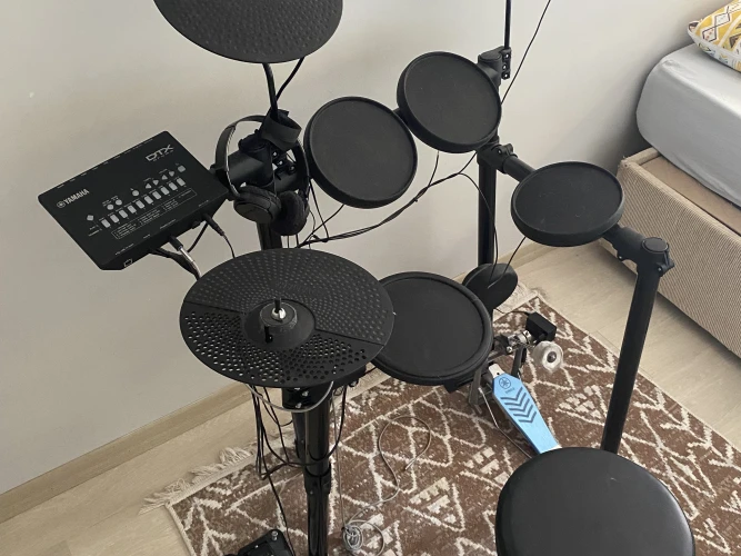 Yamaha DTX452K Elektronik Bateri 2