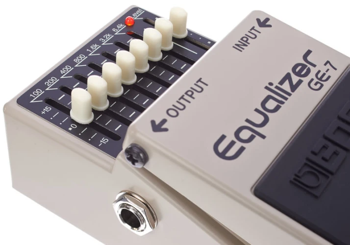 BOSS GE-7 7-BAND EQ Grafik Ekolayzer Pedalı 2