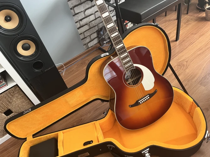 Fender California Vintage Palomino 1