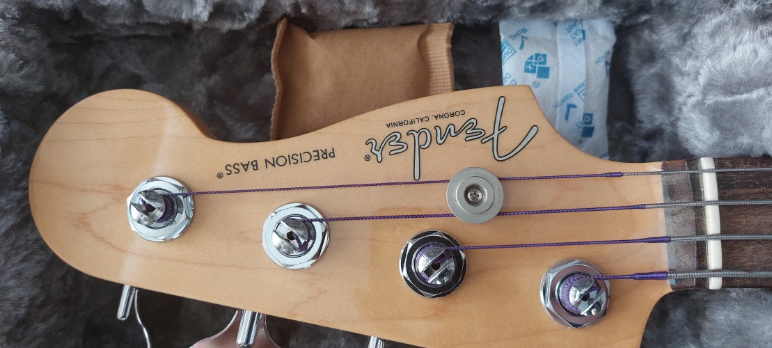 Fender American Professional II Precision Bass 3