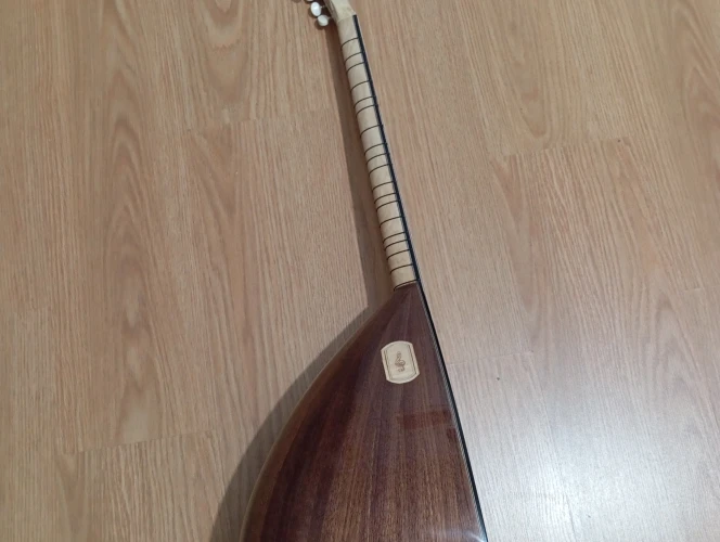 40 TEKNE CEVİZ AĞACI KISA SAP GİTAR BURGULU PROFESYONEL BAĞLAMA 5