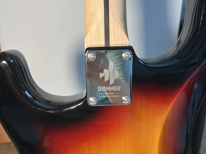 Donner DST-152 Elektro Gitar Stratocaster 7