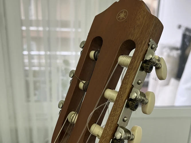 Yamaha c30m klasik gitar 6