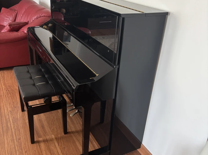 Yamaha U1 Duvar Tipi Akustik Piyano 1