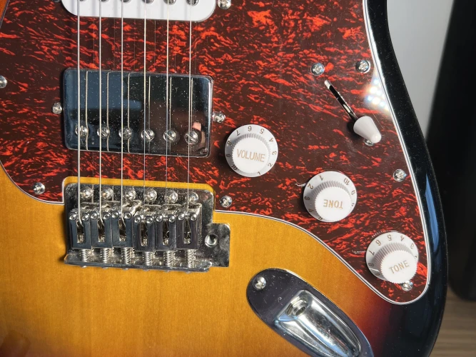 Donner DST-152 Elektro Gitar Stratocaster 8