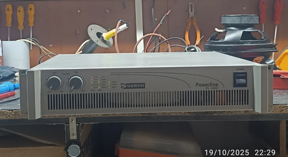 Servo pl1600 power amfi 1
