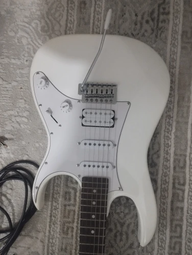 madison meg elektro gitar 1