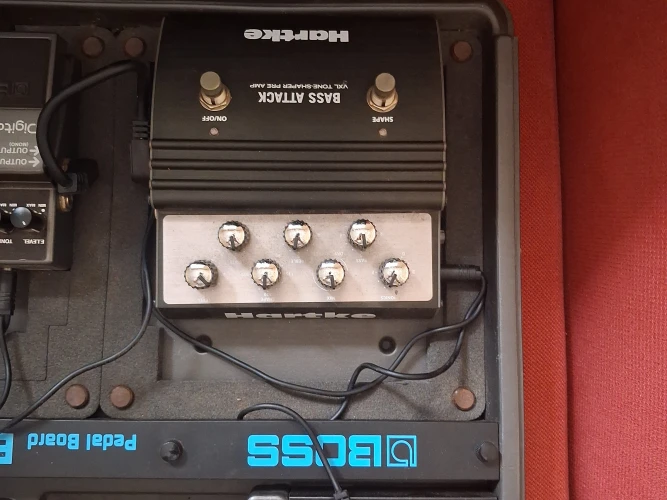 boss bass guitar pedal board 3