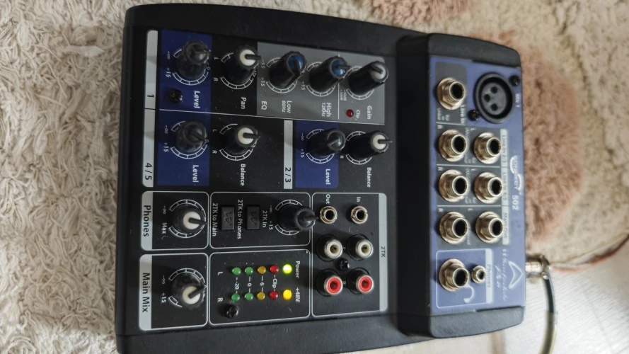 Wharfedale Connect 502 mixer 1