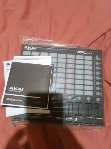 Akai APC mini 2