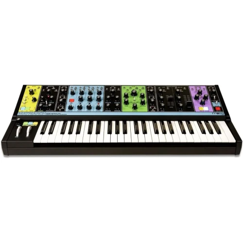 Moog Matriarch Analog Synthesizer 1