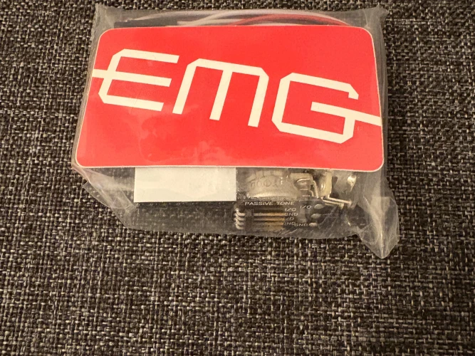 EMG 81 Active Neck Pickup Manyetik 4