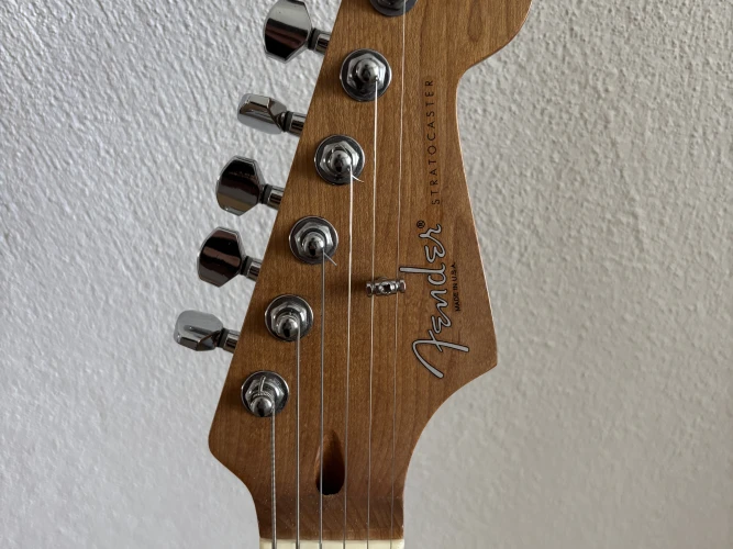 FENDER STRAT MEKSİKA 3