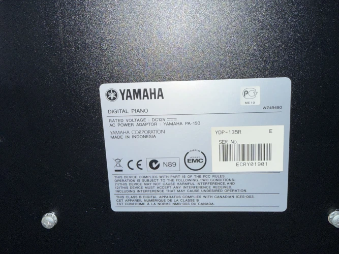 Yamaha YDP-135 Dijital Piyano 6