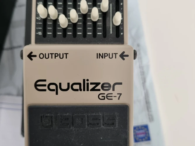 BOSS GE-7 EQ 1