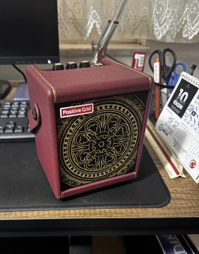 Positive Grid Spark Mini Steve Vai Signature Akıllı Gitar Amfisi 1