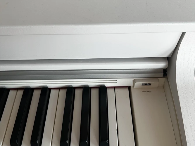 Casio AP-470 Dijital Piyano (Mat Beyaz) 7