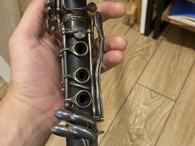 Amati Si bemol klarnet 6