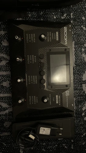 Zoom G6 Multi Efekt Prosesörü 2