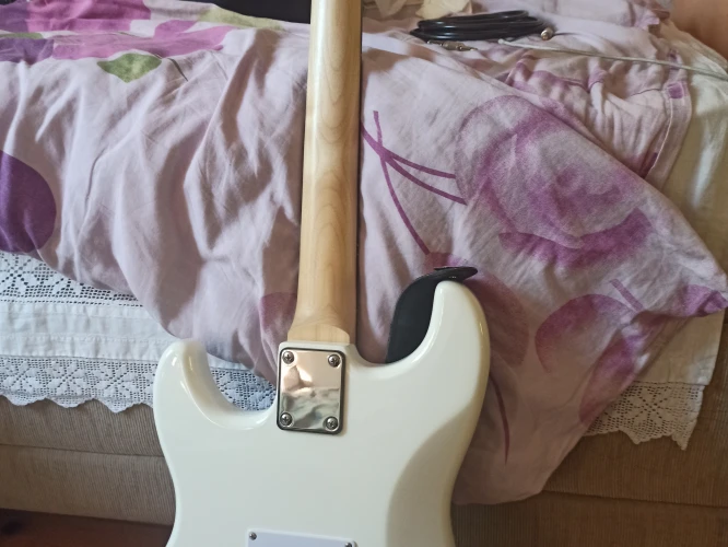 lea elektro gitar sss 2