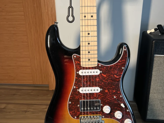 Donner DST-152 Elektro Gitar 2