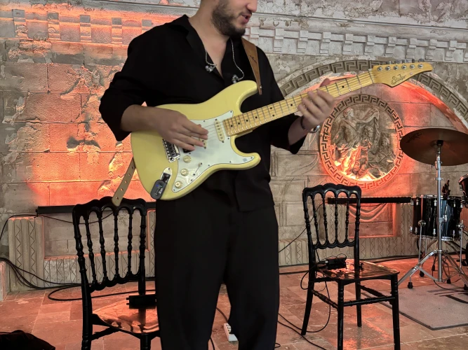 Suhr Classic S Antique 9