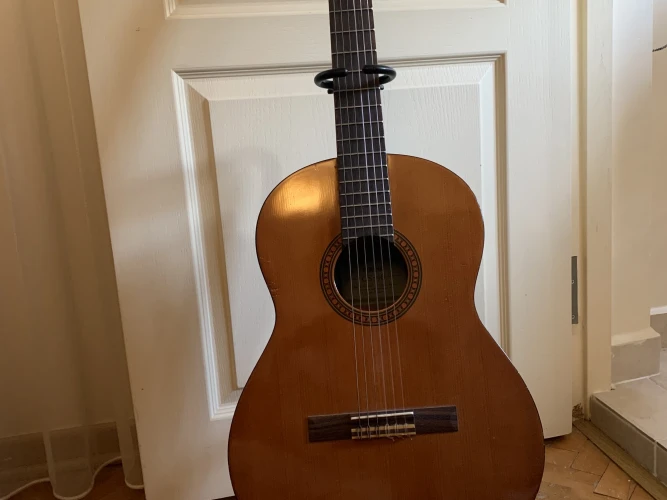 Yamaha CS 40 Klasik Gitar 1