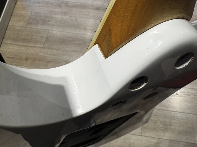 İbanez RG350DXZ Elektro Gitar 10