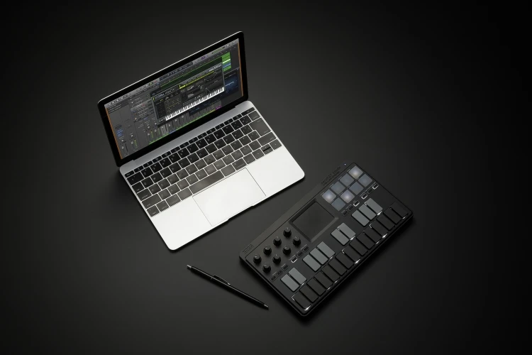 NanoKey Studio 2