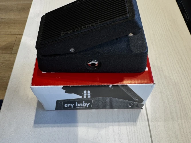 Jim Dunlop Cry Baby Mini 4